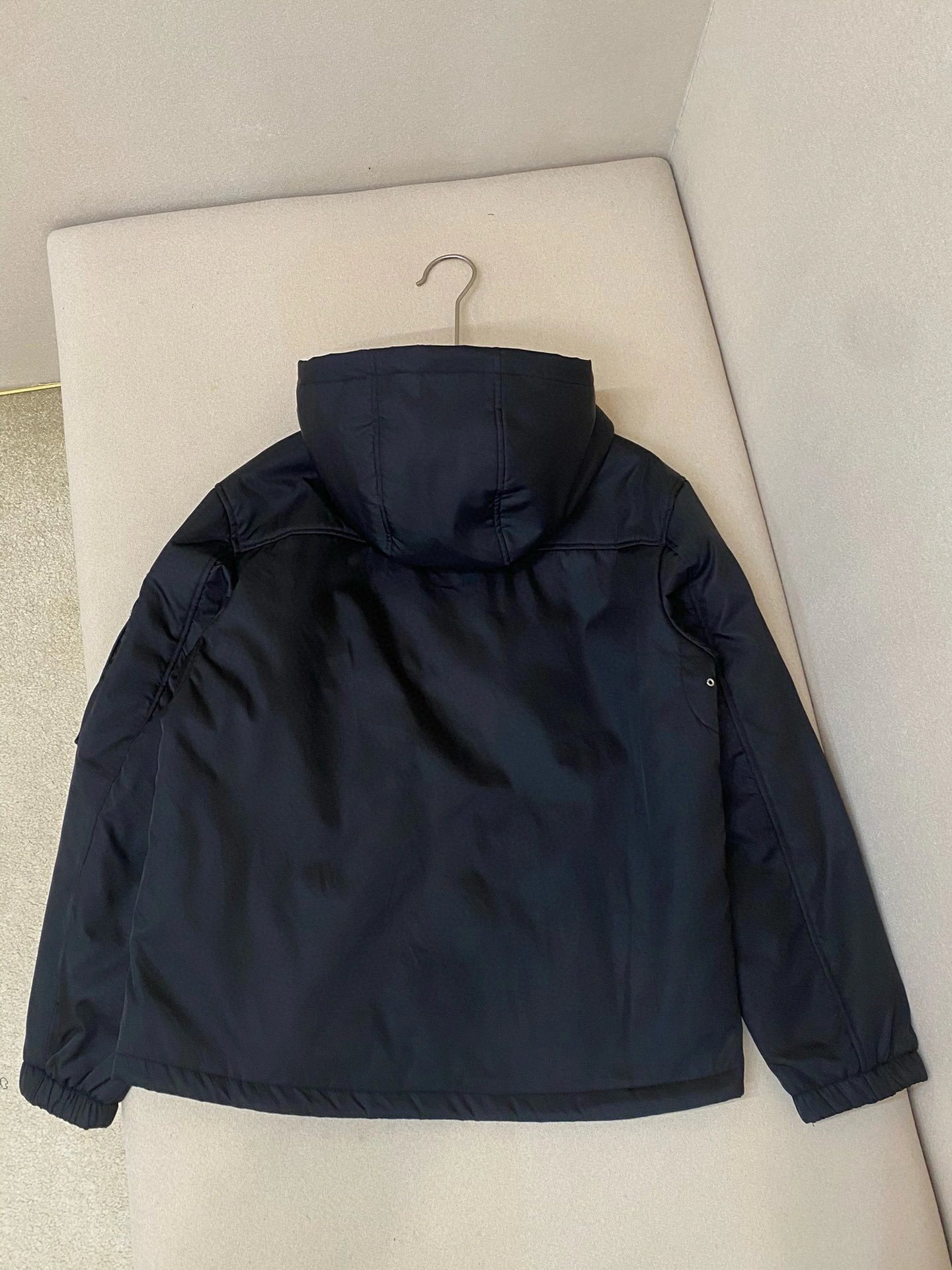 wg.luxury- Pr141 oversized item:D-F409J5907